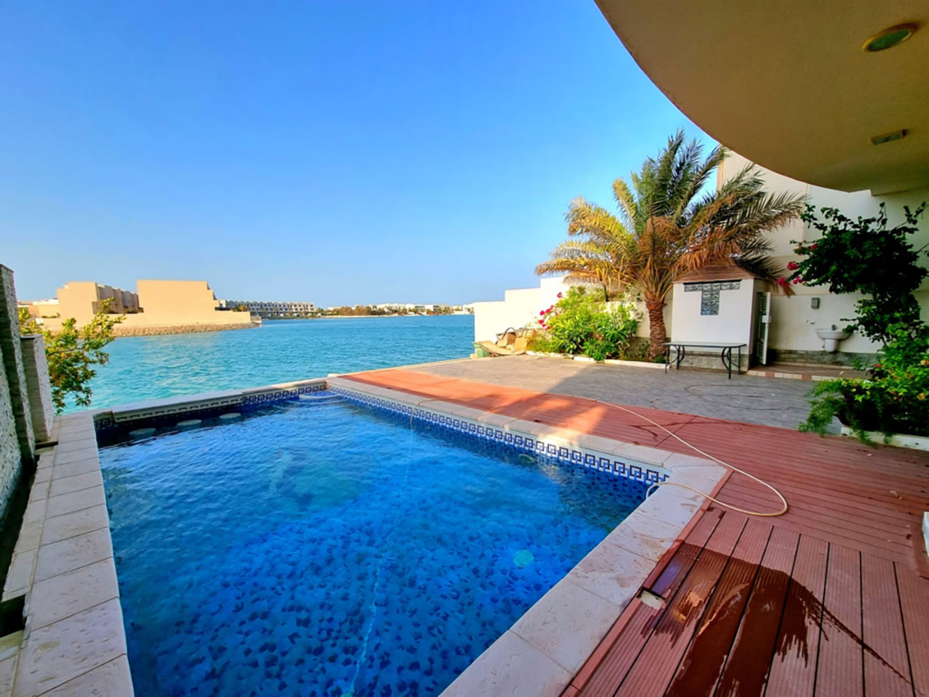 Villa for Sale in Amwaj Island Image #1908 0 