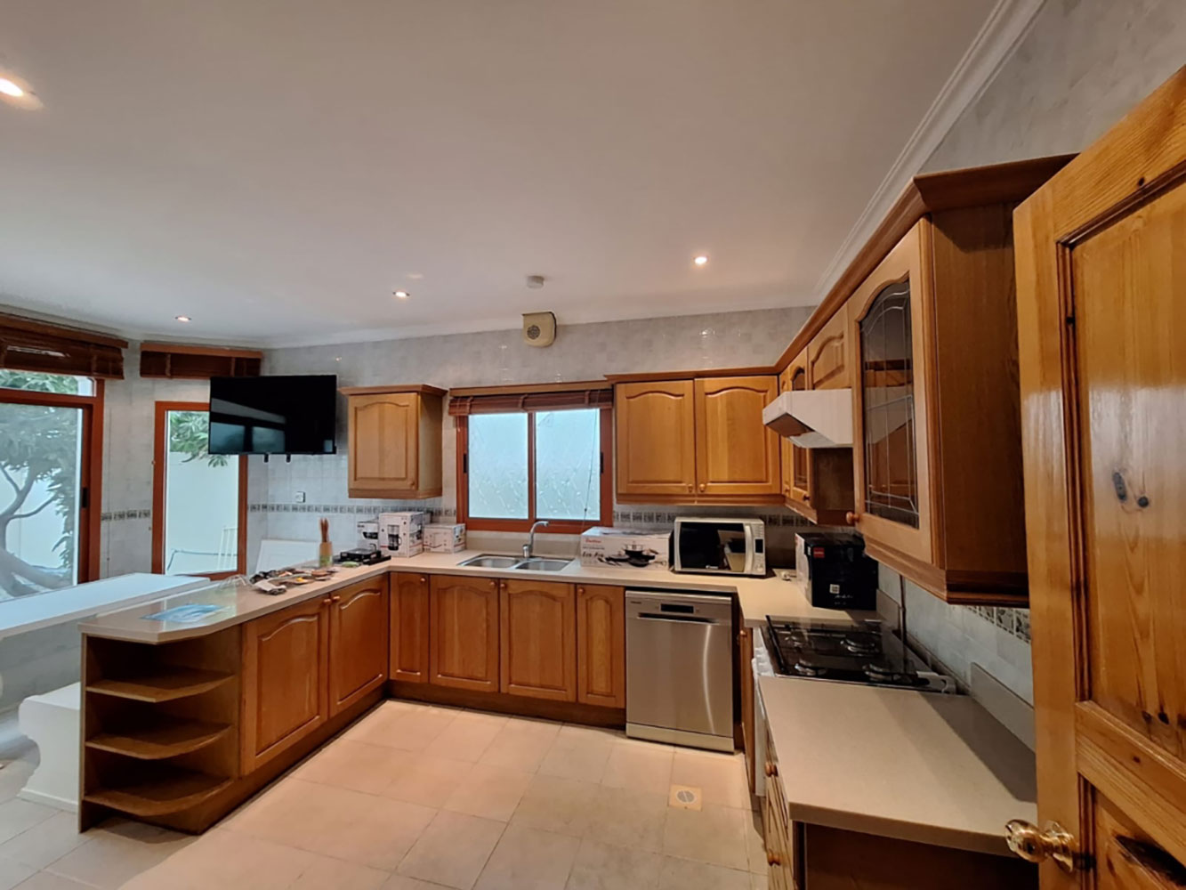 Villa for Rent in Juffair Image #1915 0 