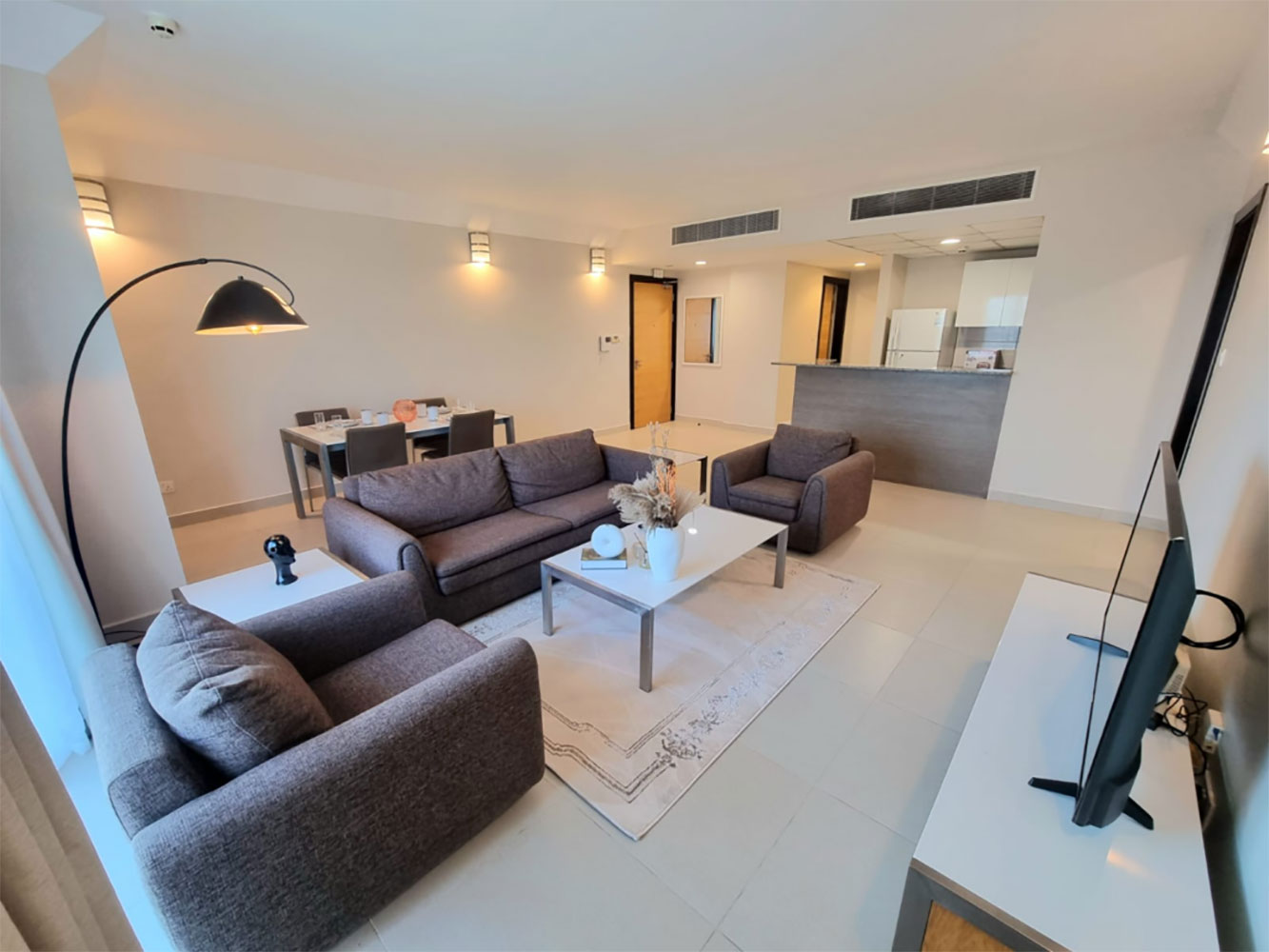 صورة شقة للإيجار في جزر امواج #1962 0