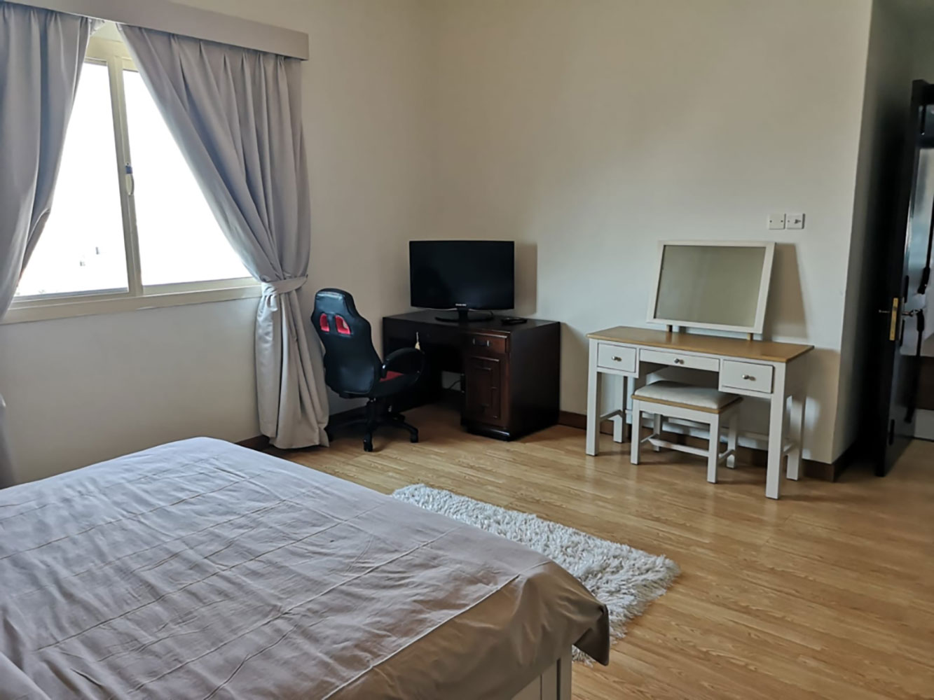 صورة شقة للإيجار في جزر امواج #1998 3