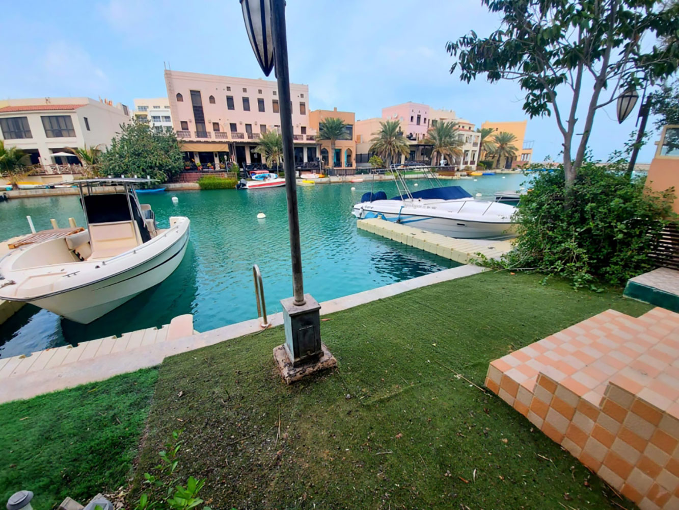 صورة فيلا للبيع في جزر امواج #2049 0