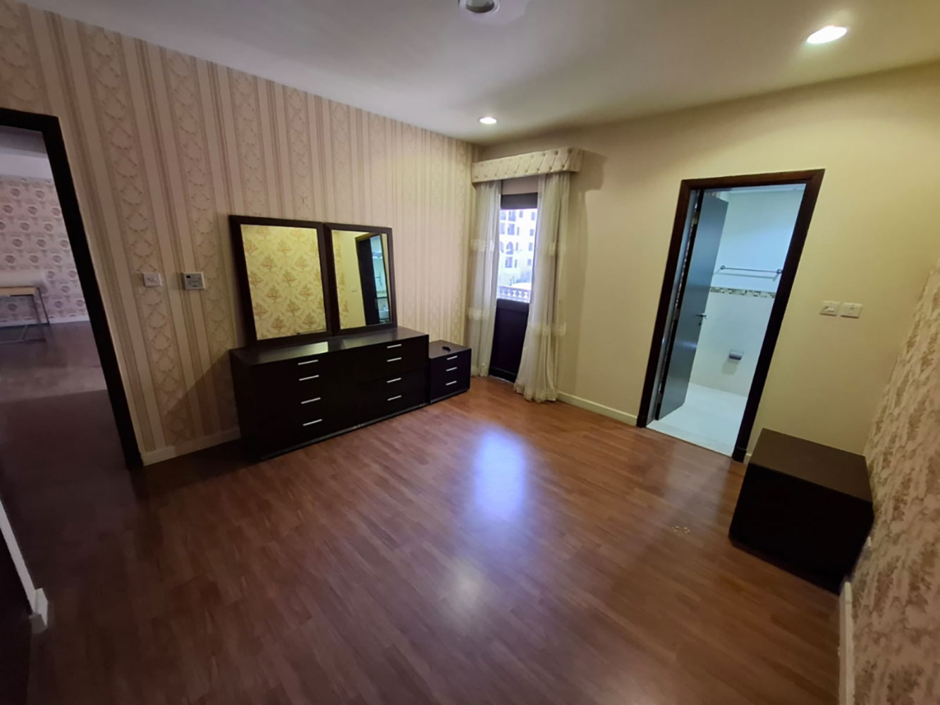 Apartment for Sale in Amwaj Island Image #2072 3