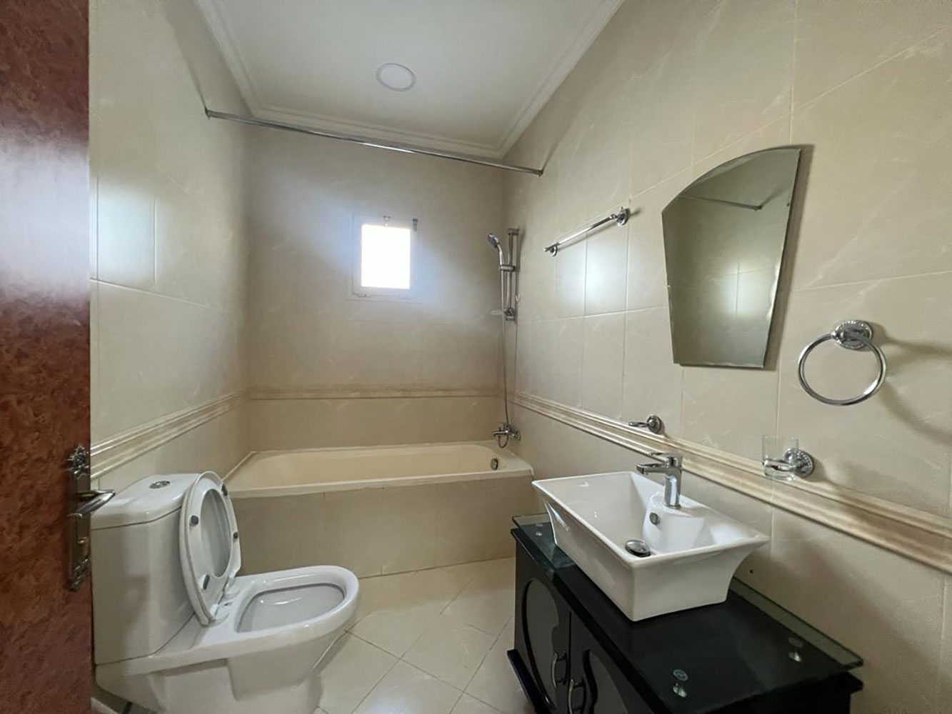 Apartment for Rent in Juffair Image #2077 8