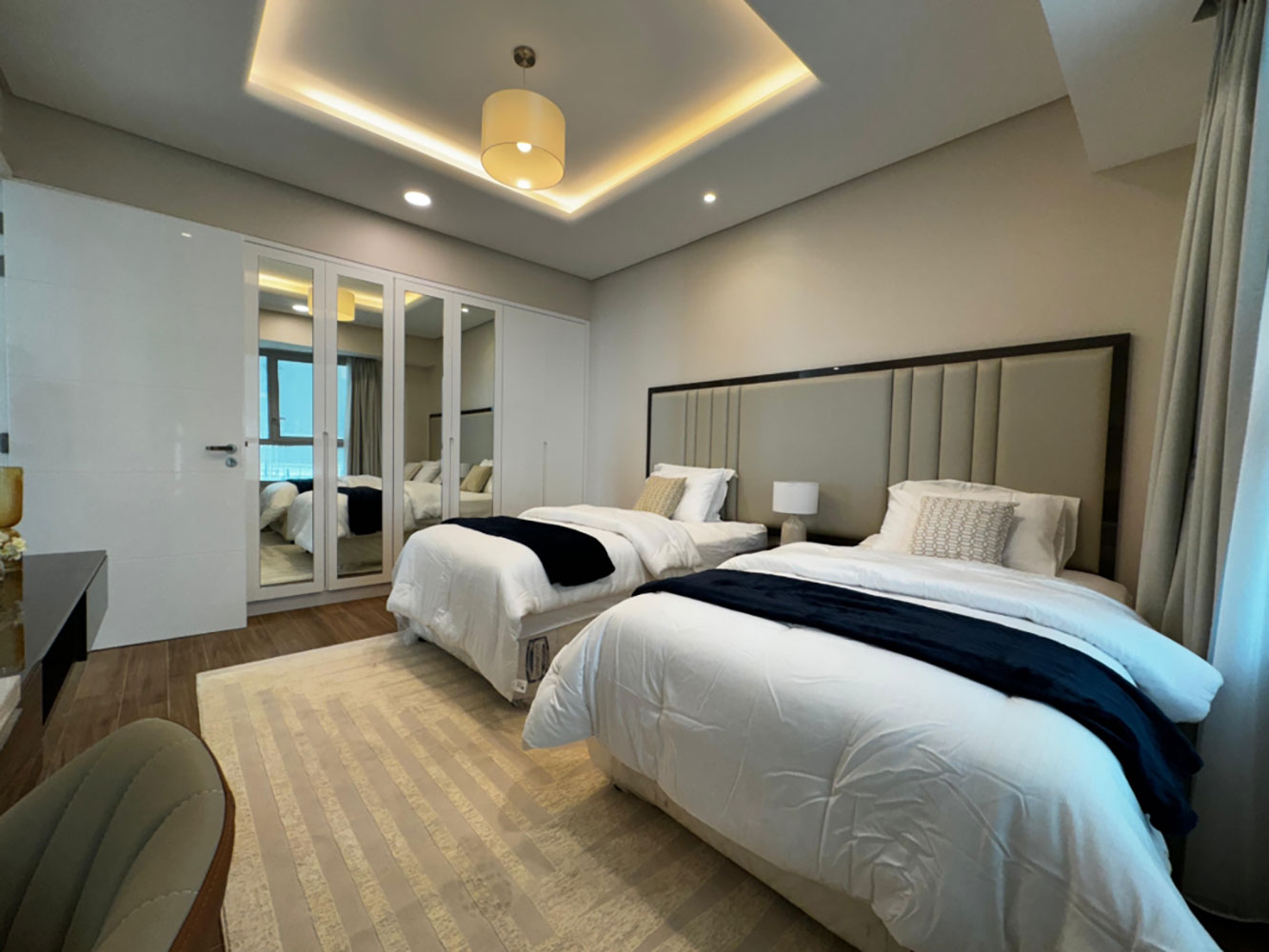 property 2084 image 0