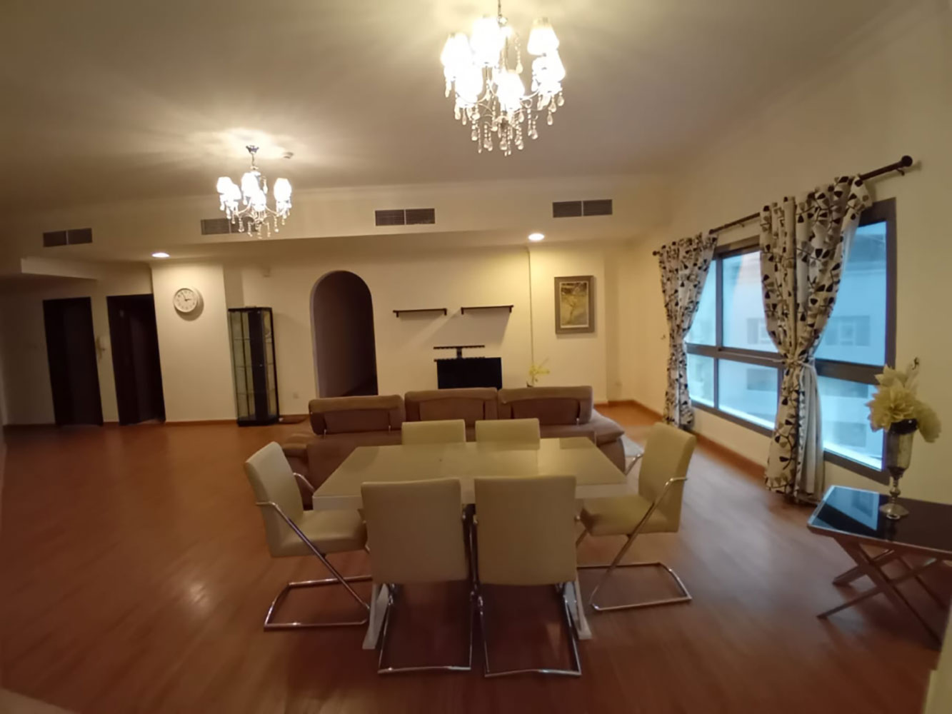 property 2096 image 7