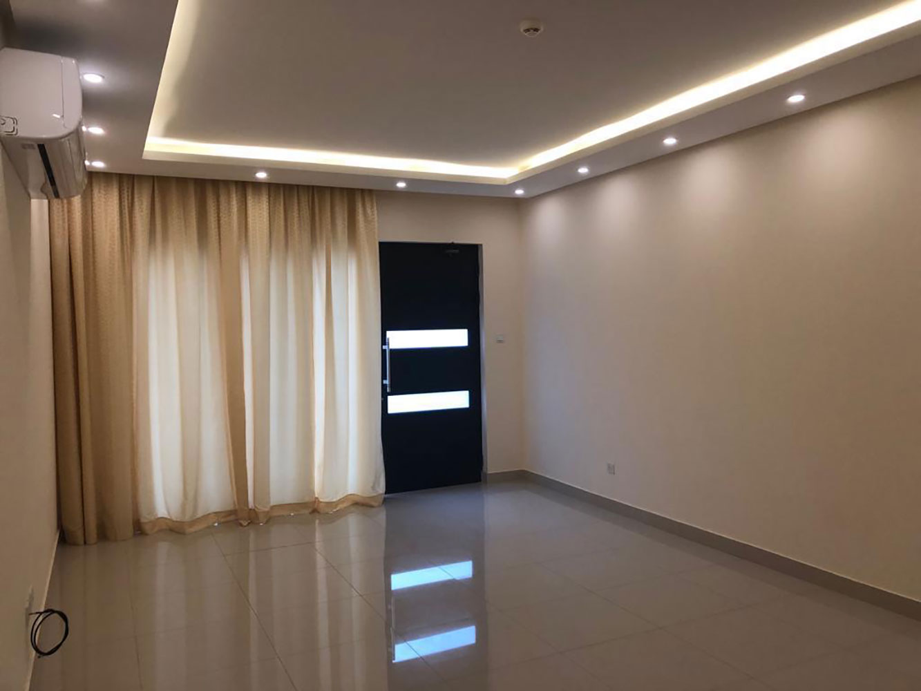 صورة شقة للإيجار في توبلي #2107 0