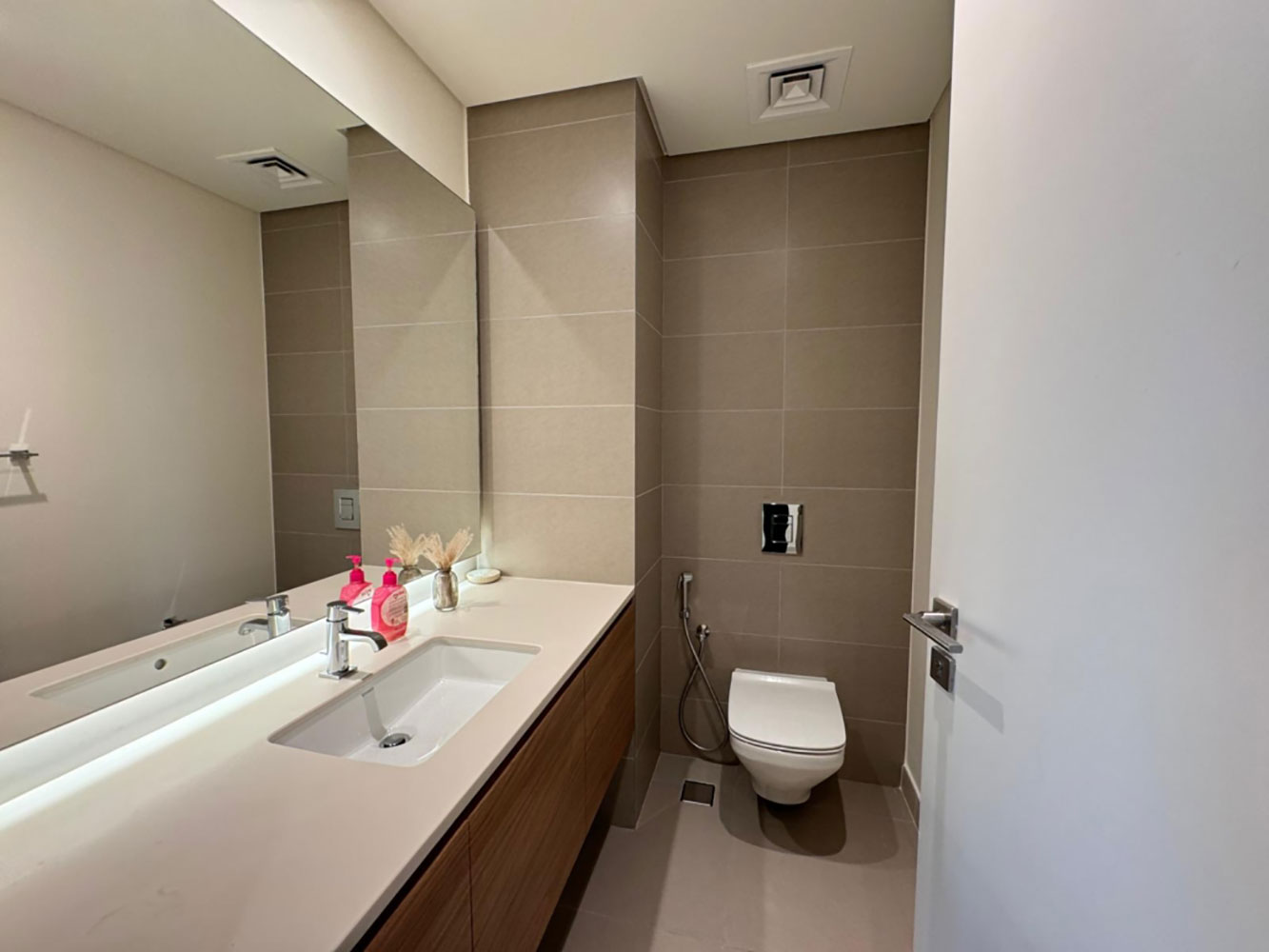 Apartment for Rent in Marassi Al Bahrain Image #2117 4