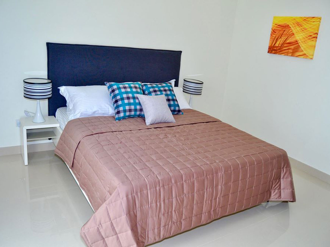 صورة شقة للإيجار في جزر امواج #2128 3