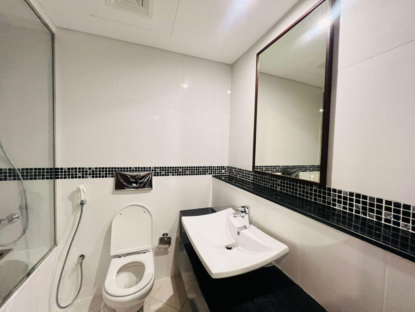 Studio Apartment for Sale in Juffair Image #2141 1