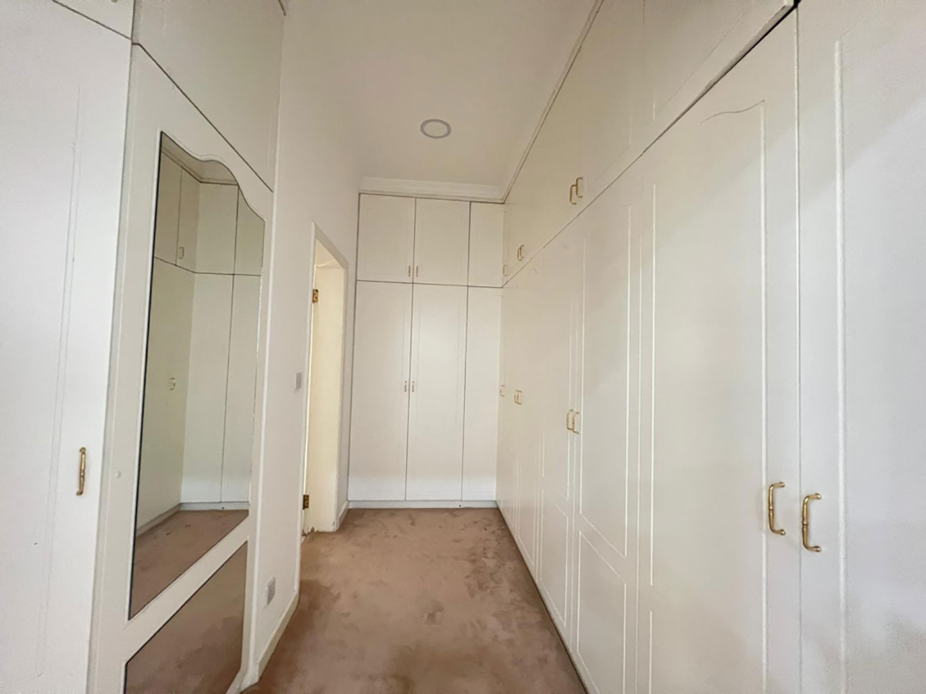 صورة فيلا للإيجار في الجفير #2228 4