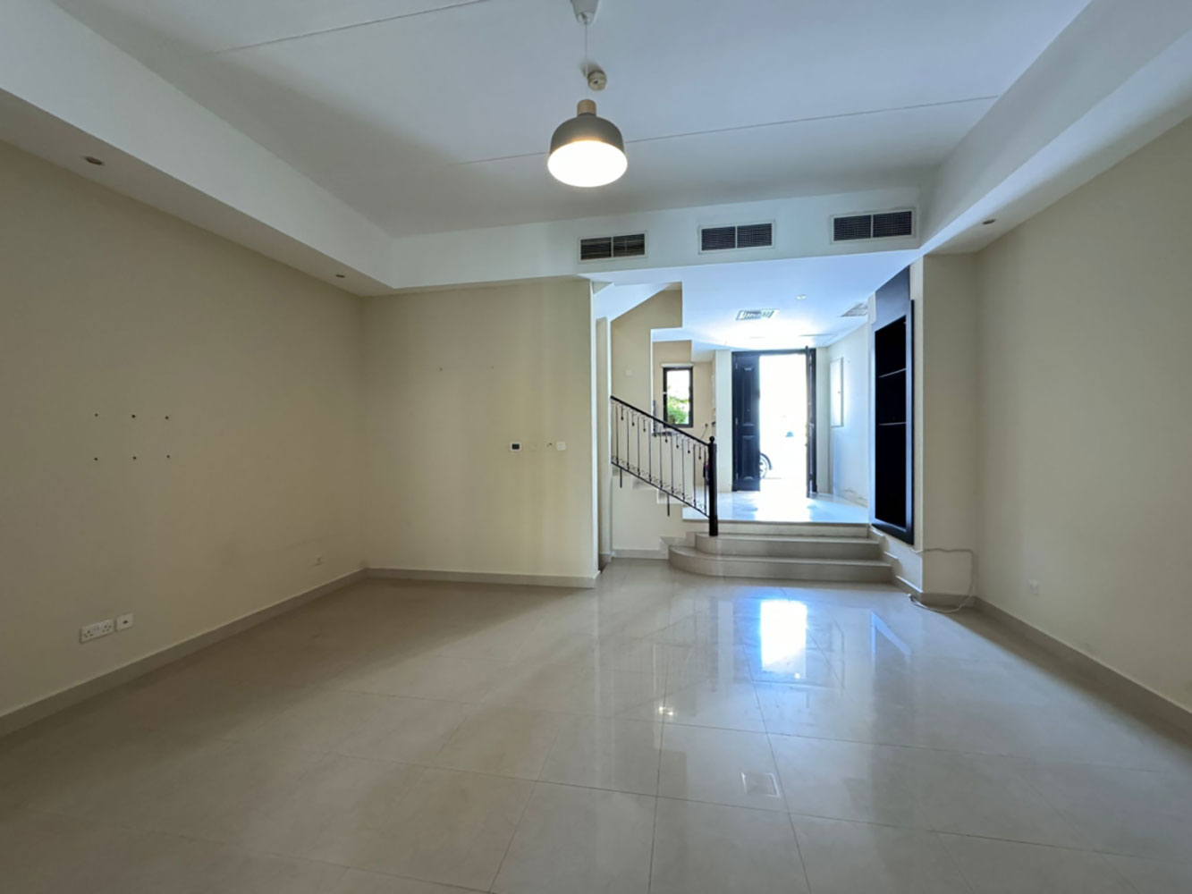 صورة فيلا للإيجار في جزر امواج #2287 1