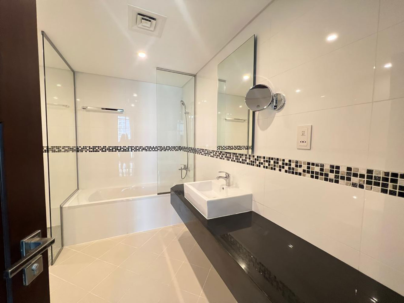 Apartment for Sale in Juffair Image #2357 4