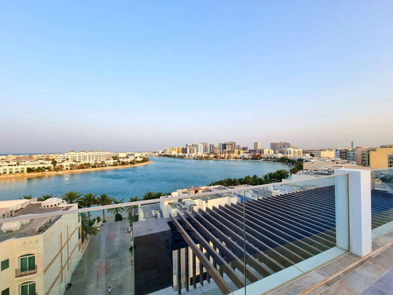 صورة مبنى للبيع في جزر امواج #3168 3