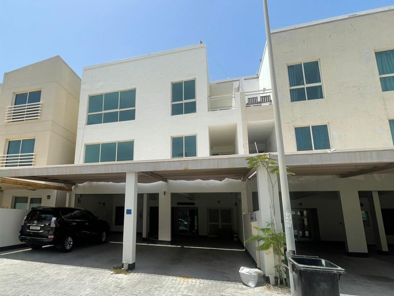 صورة مبنى للبيع في جزر امواج #3169 0 