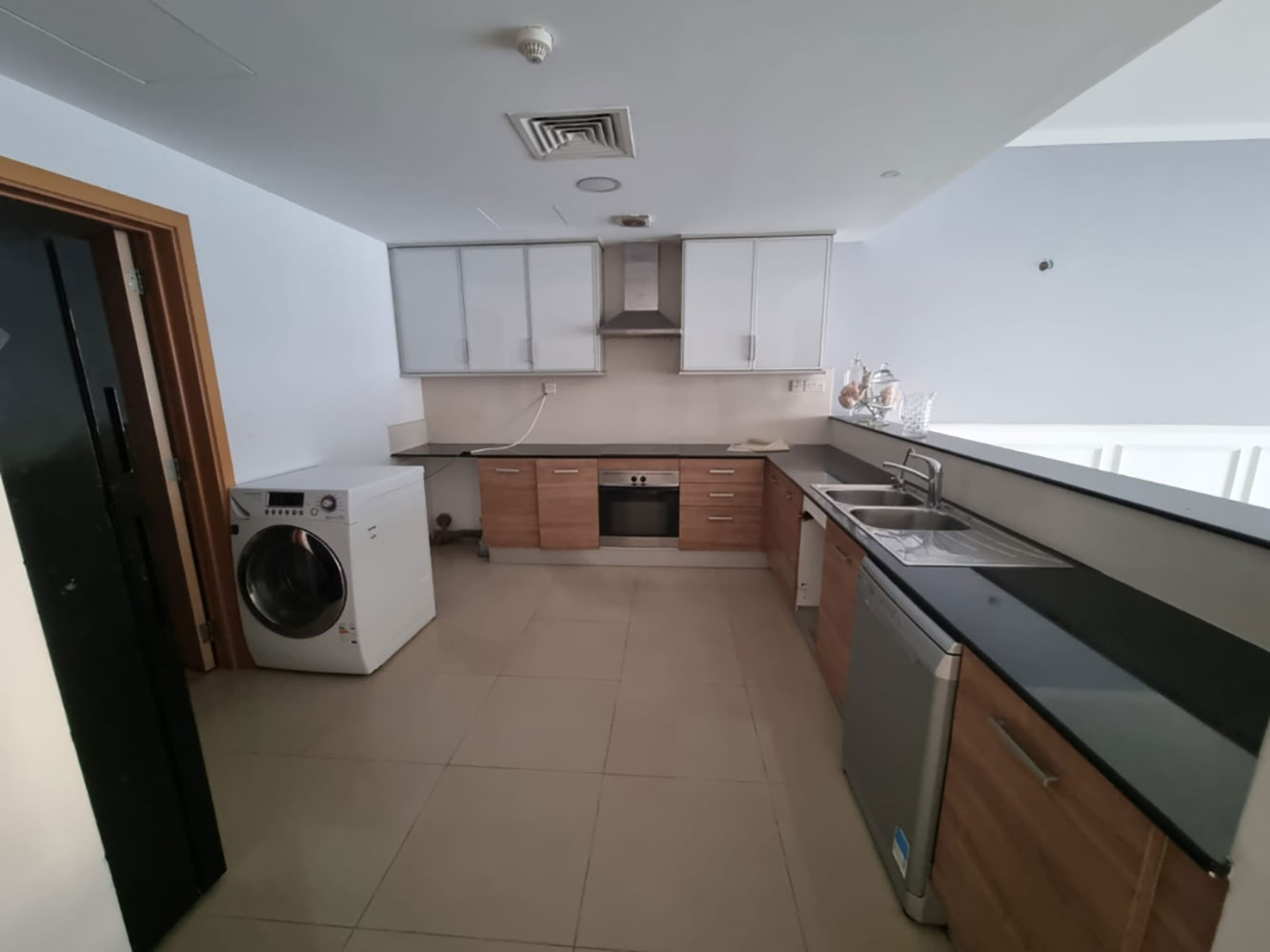 صورة شقة للبيع في جزر امواج #3465 3