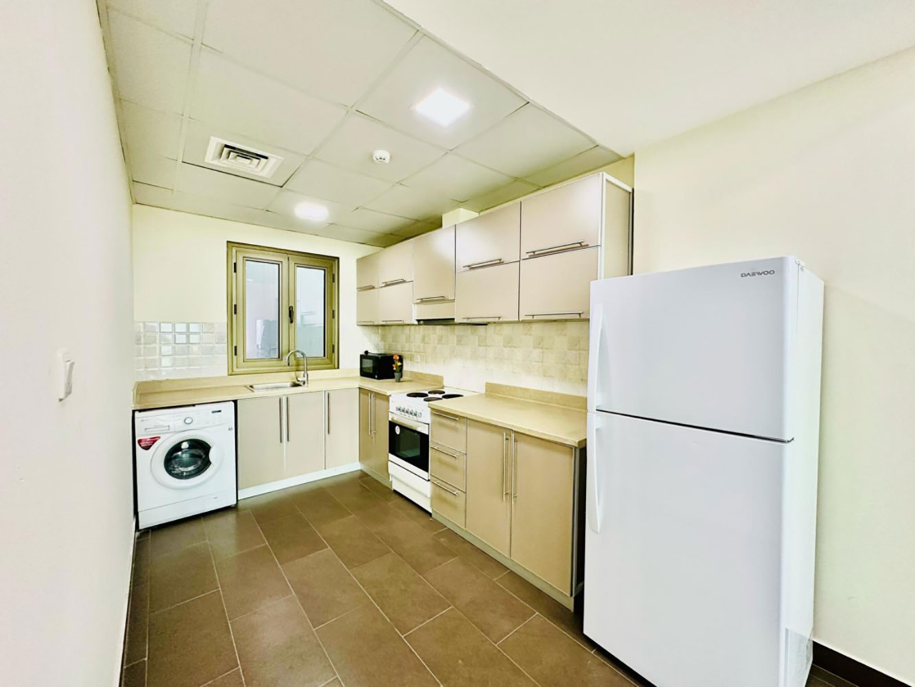 Apartment for Rent in Adliya Image #3760 1