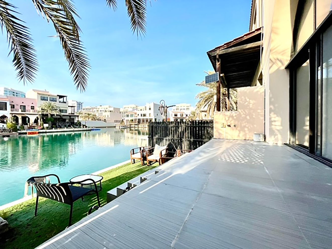 صورة فيلا للبيع في المحرق #4436 1