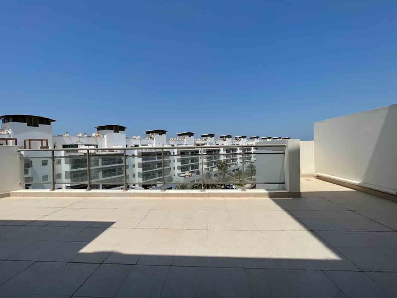 صورة شقة للإيجار في جزر امواج #4835 0