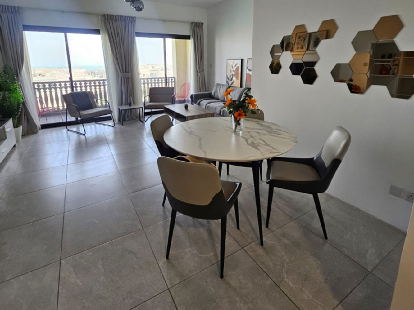 صورة شقة للبيع في جزر امواج #5008 3