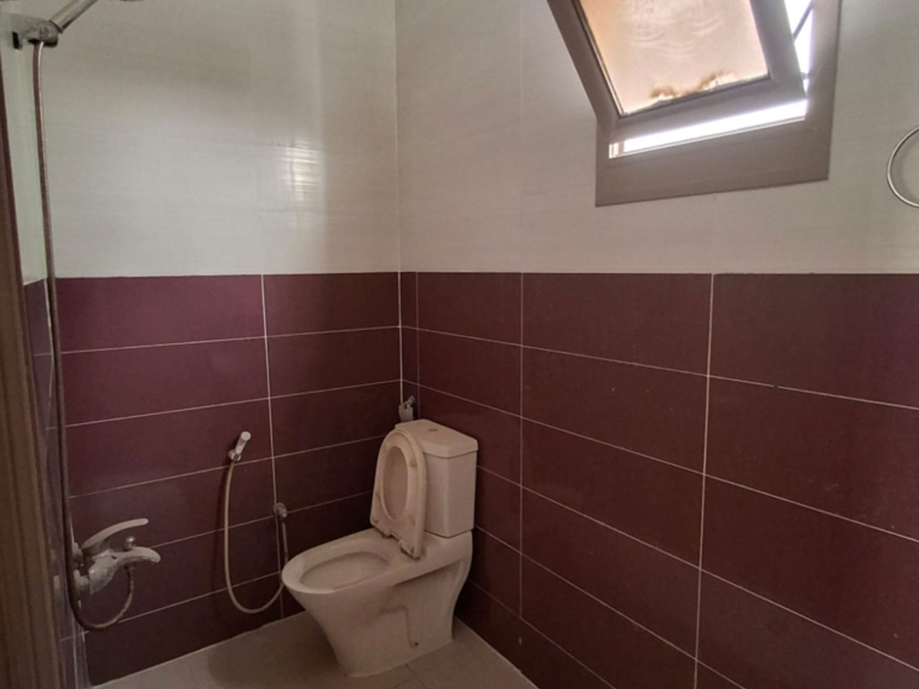 Office for Rent in Sitra Image #5540 4