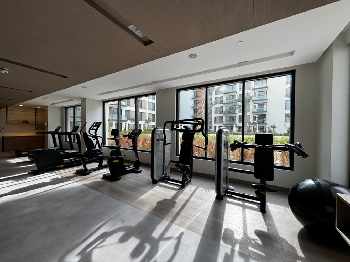 صورة شقة للإيجار في مراسي البحرين #5570 2