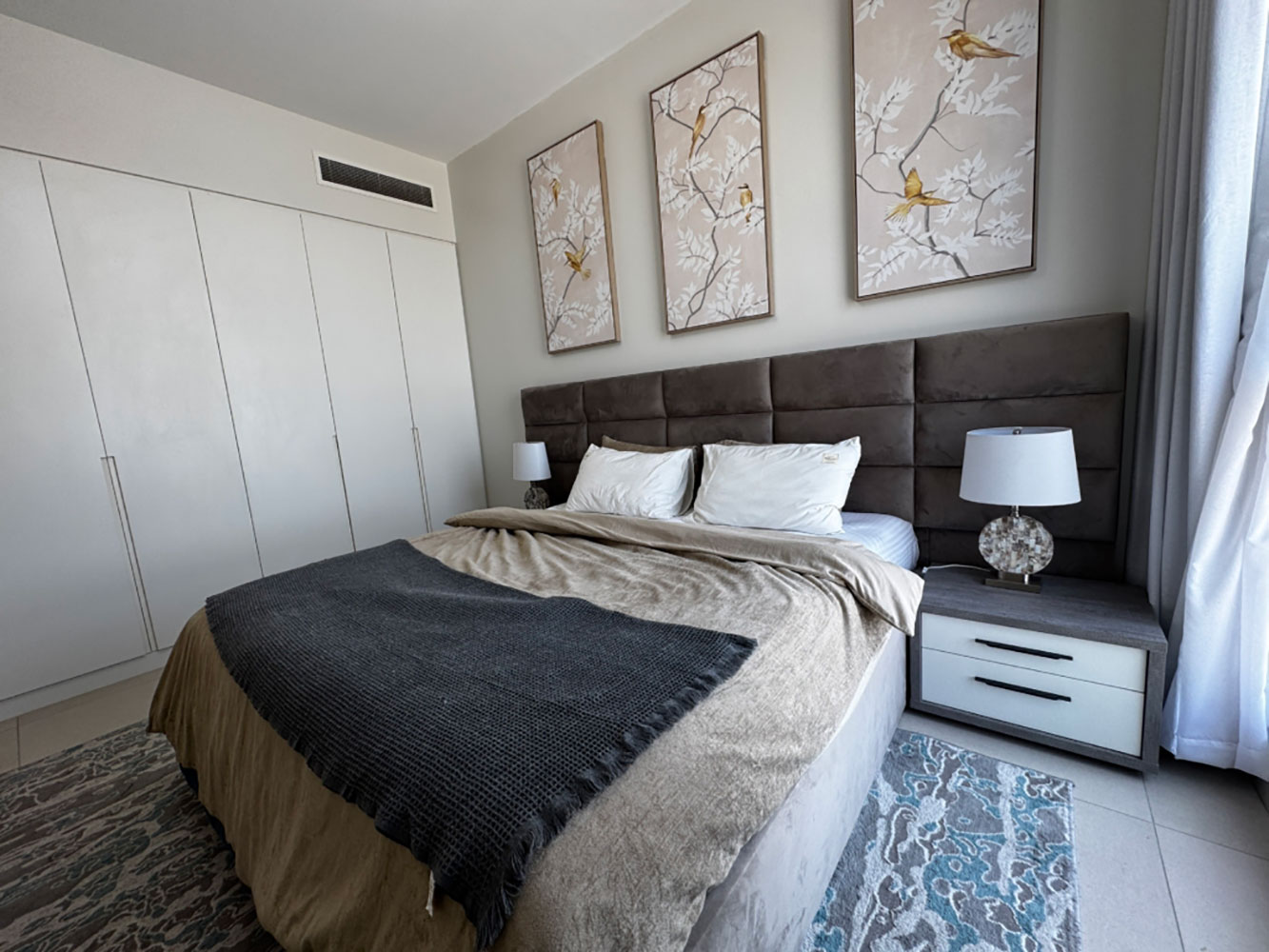 صورة شقة للإيجار في مراسي البحرين #5570 1