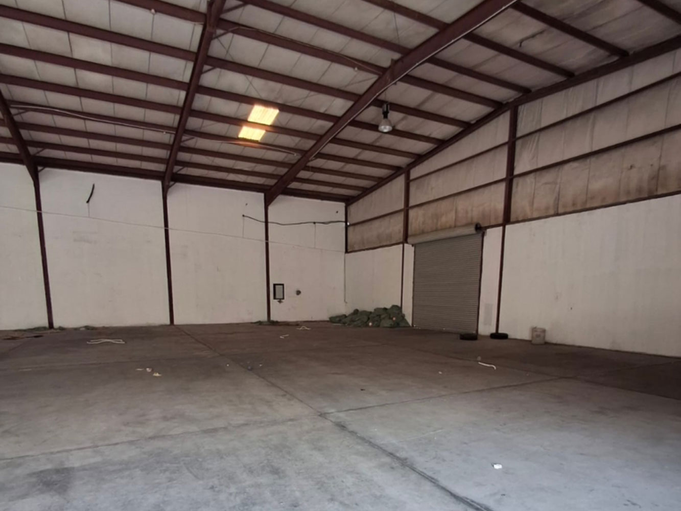 صورة مخزن للإيجار في سترة الصناعية #5604 0