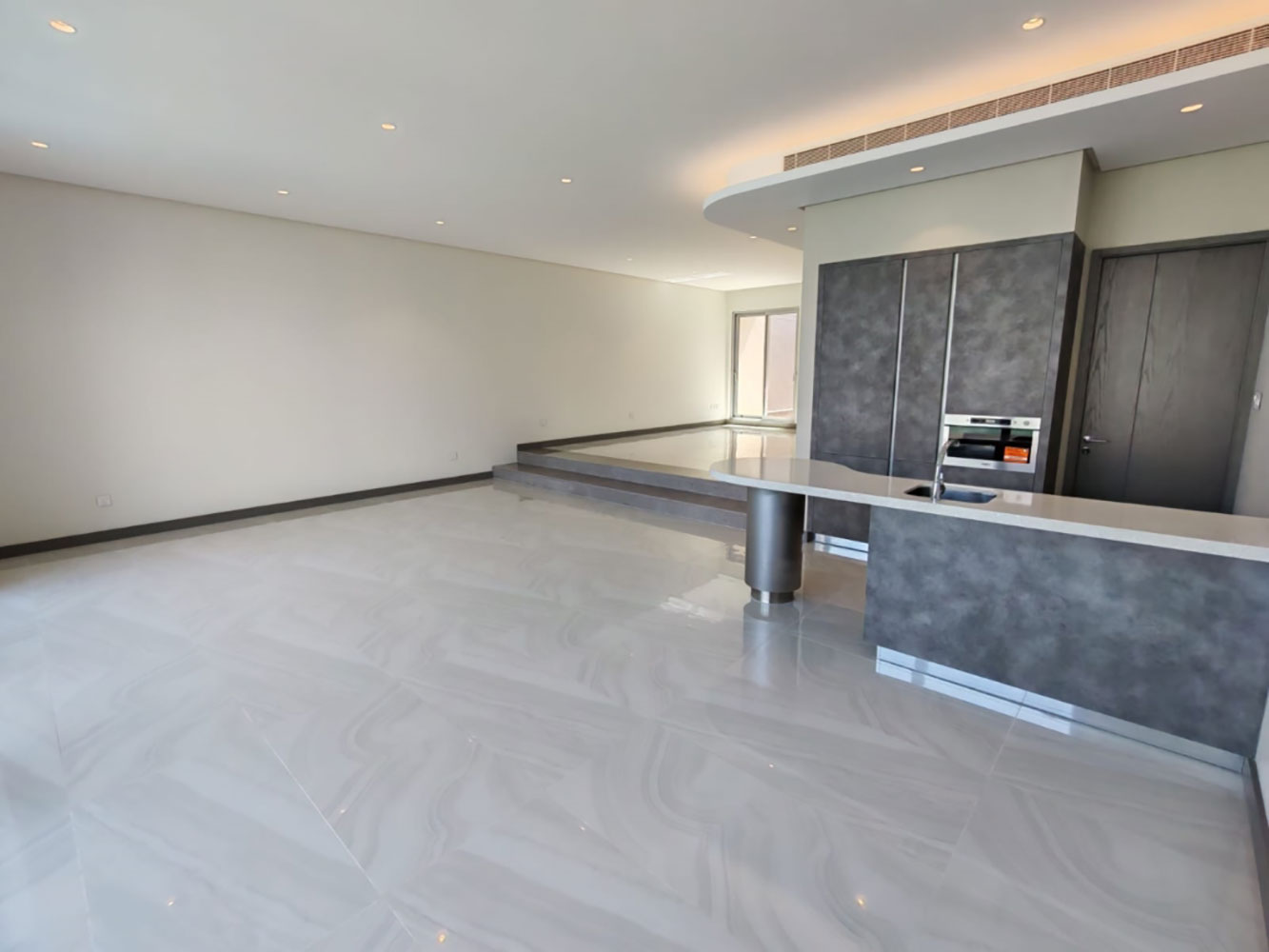 Villa for Sale in Diyar Al Muharraq Image #6189 3