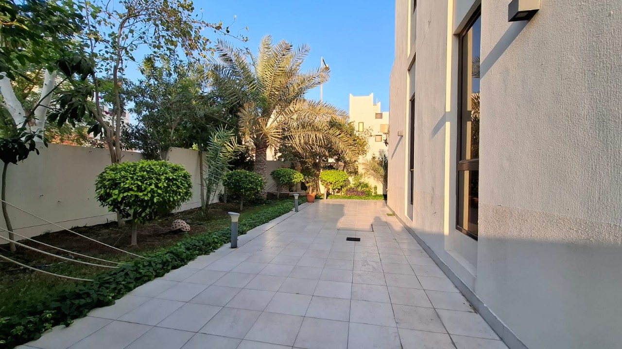 صورة فيلا للبيع في ديار المحرق #7343 6