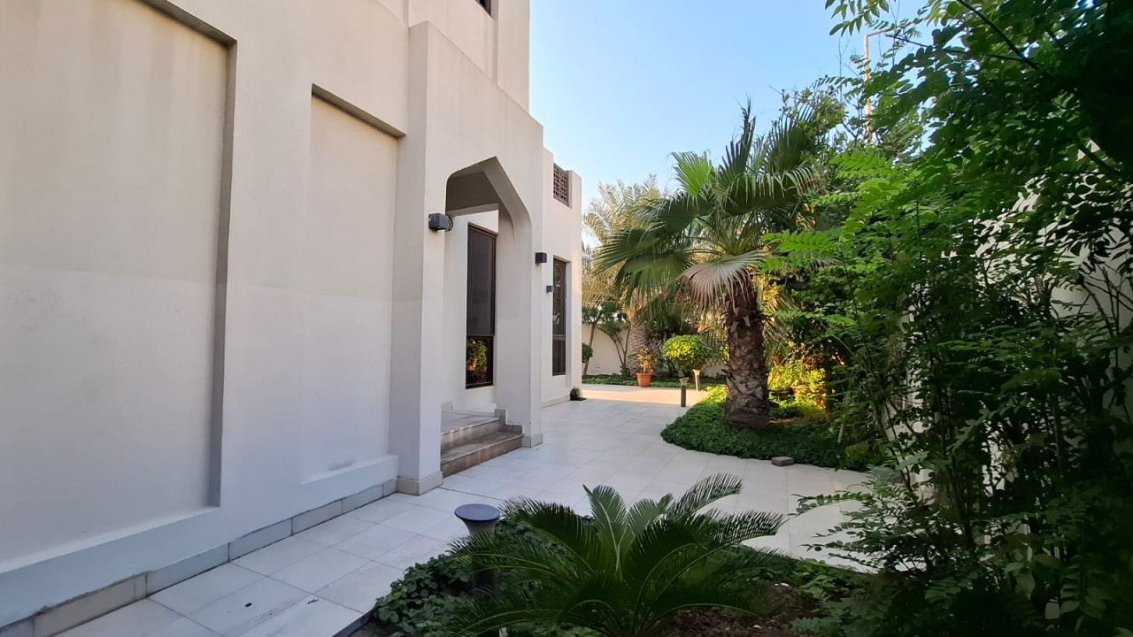 صورة فيلا للبيع في ديار المحرق #7343 7