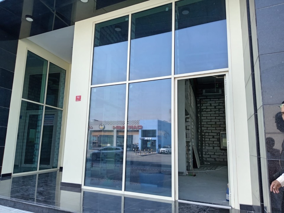 صورة محل للإيجار في الرفاع الشرقي #7622 5