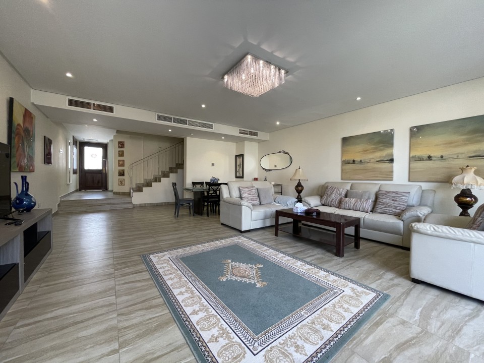 Villa for Sale in Amwaj Island Image #7682 2