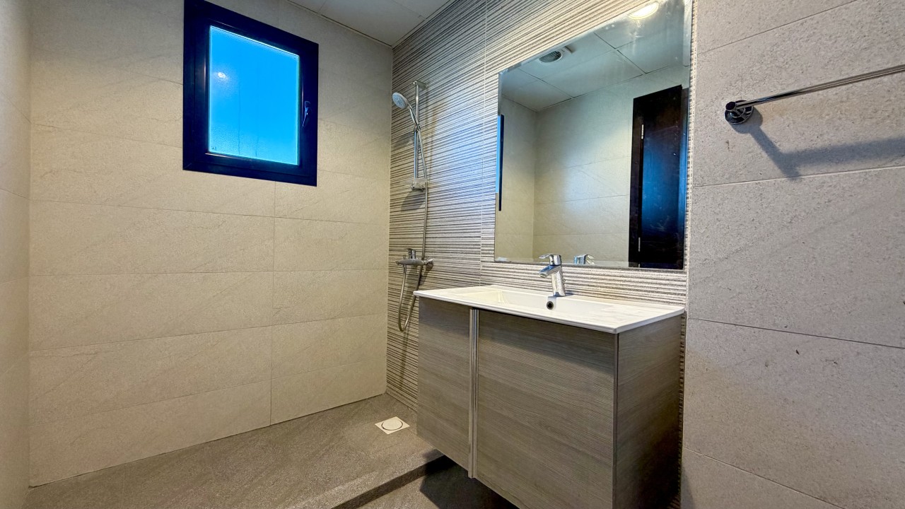 Apartment for Sale in Juffair Image #8247 4