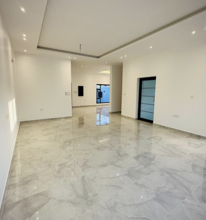 Villa for Sale in Hamalah Image #11770 2