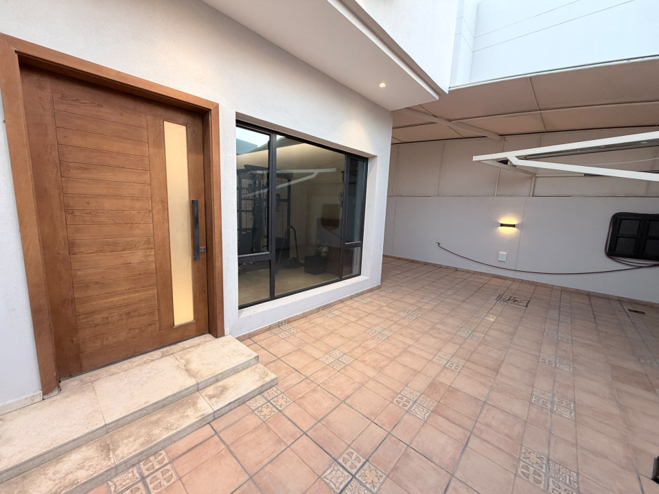 Villa for Sale in Sar Image #11833 5