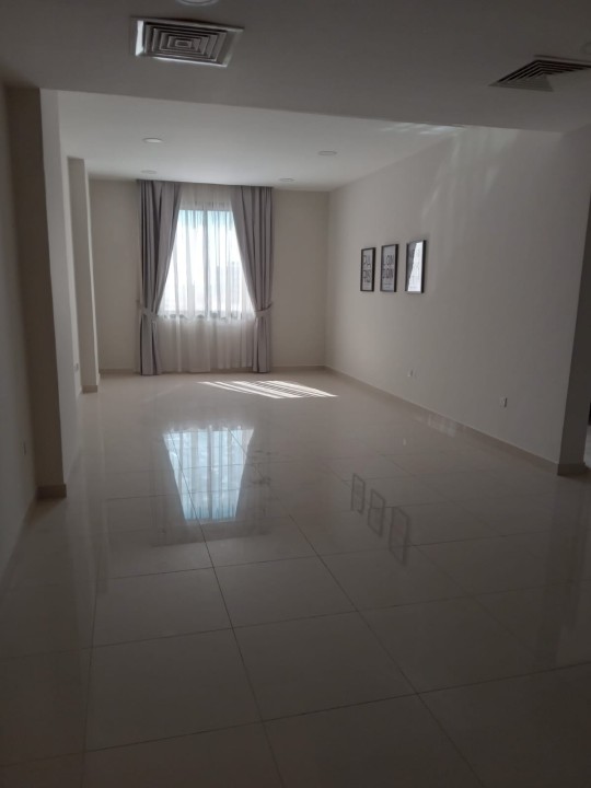 صورة مكتب للإيجار في ضاحية السيف #8744 1