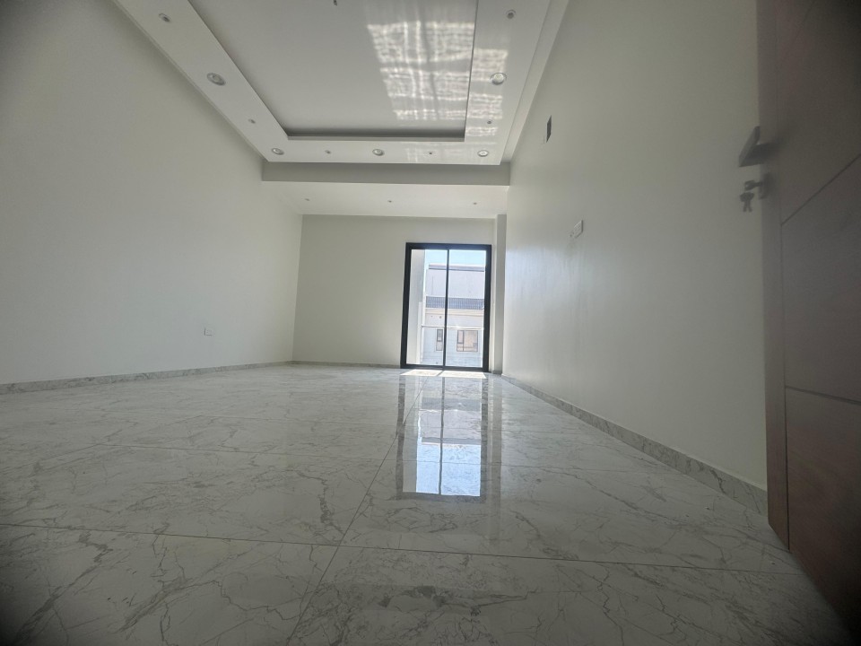 صورة فيلا للبيع في بني جمرة #9312 3