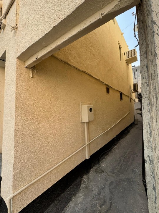 Building for Sale in Manama Image #9328 4