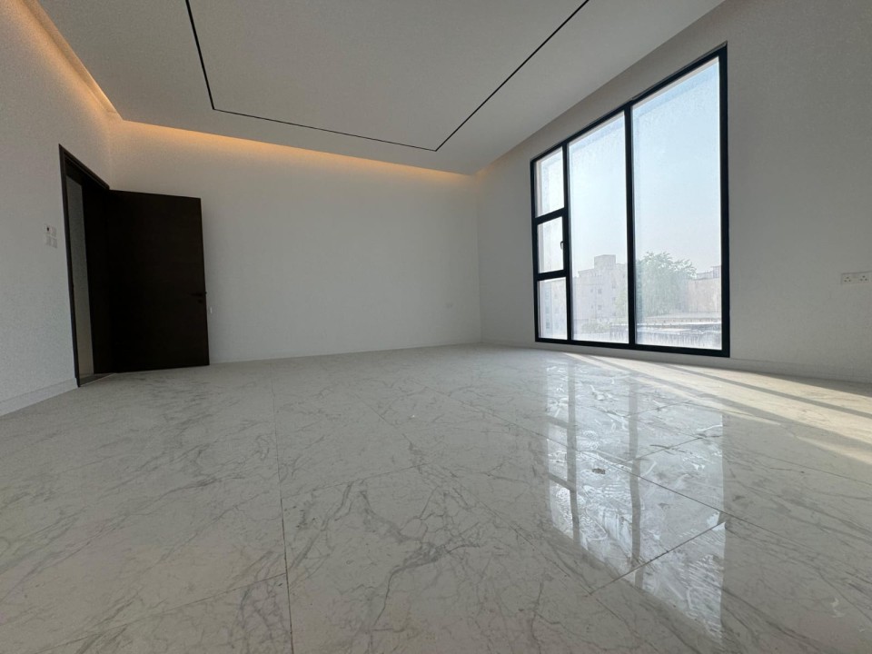 Villa for Sale in Sar Image #9334 4