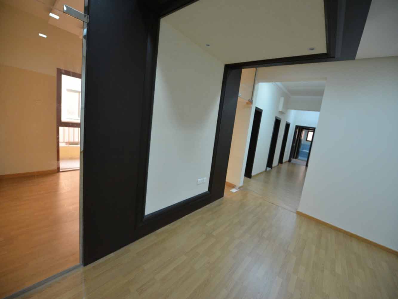 صورة مكتب للإيجار في القفول #4522 1