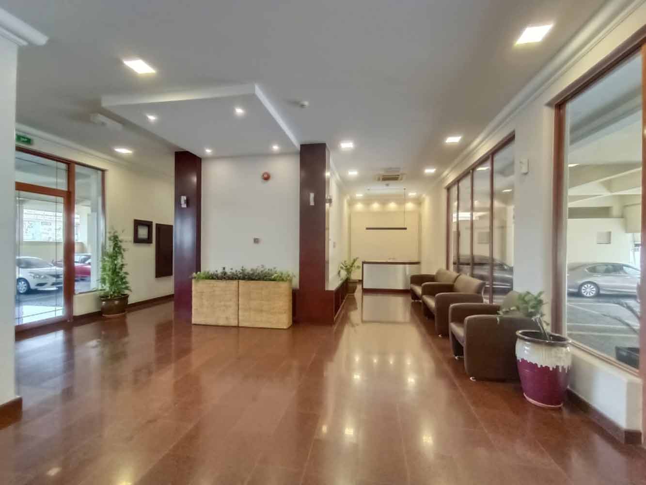 صورة مكتب للإيجار في القفول #4523 1