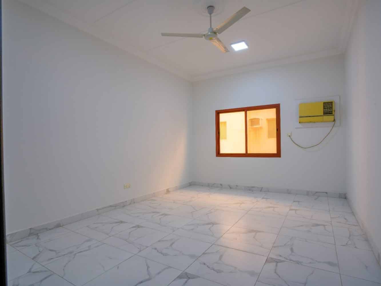 صورة مكتب للإيجار في القفول #4523 3