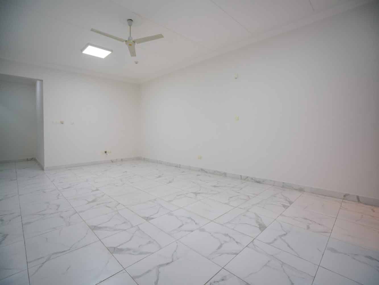 صورة مكتب للإيجار في القفول #4523 4