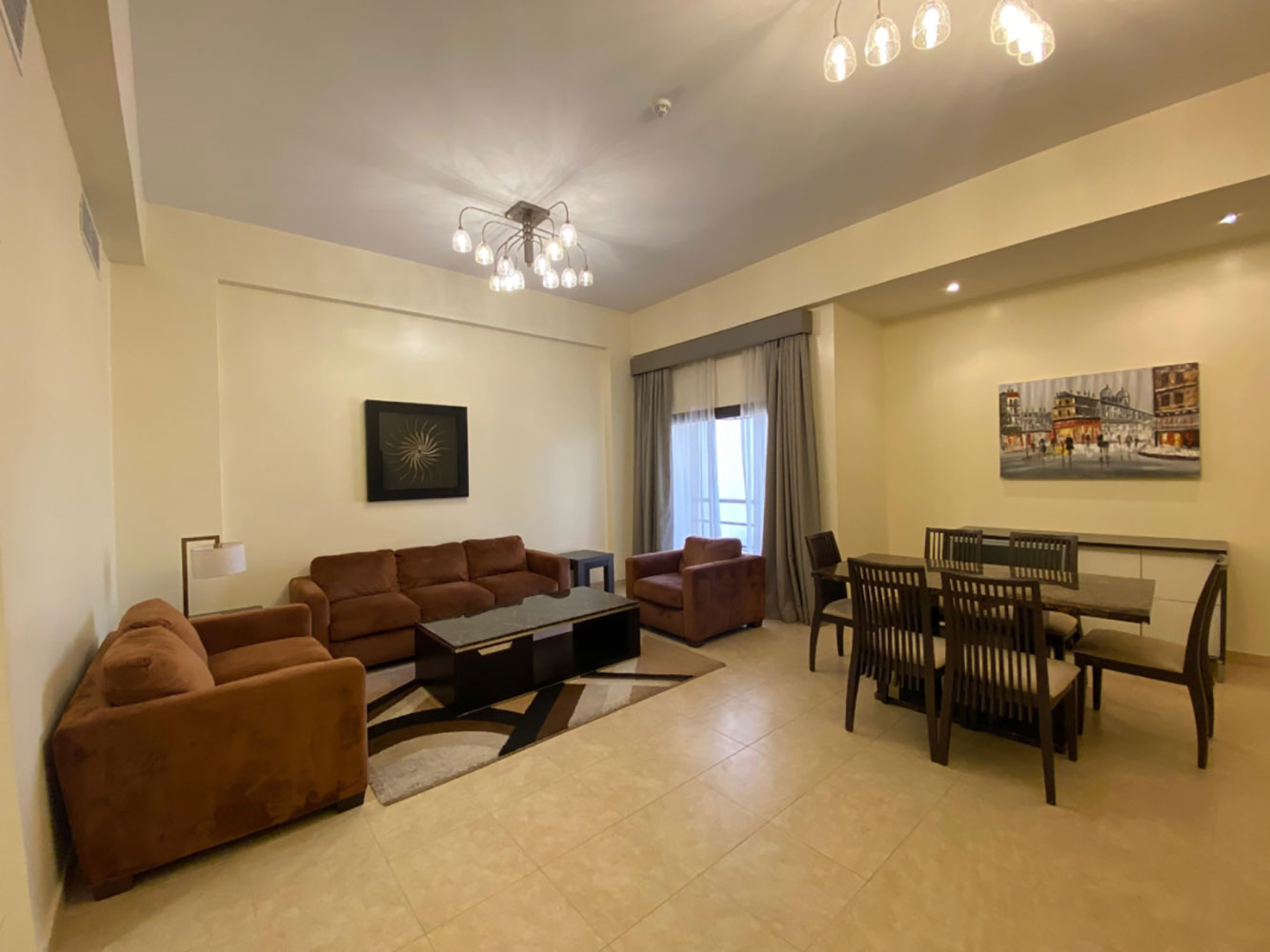 property 6743 image 0