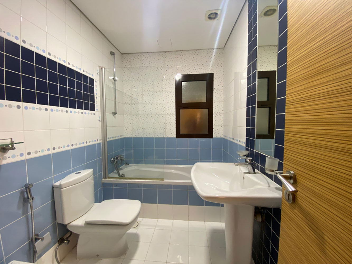 property 6744 image 2