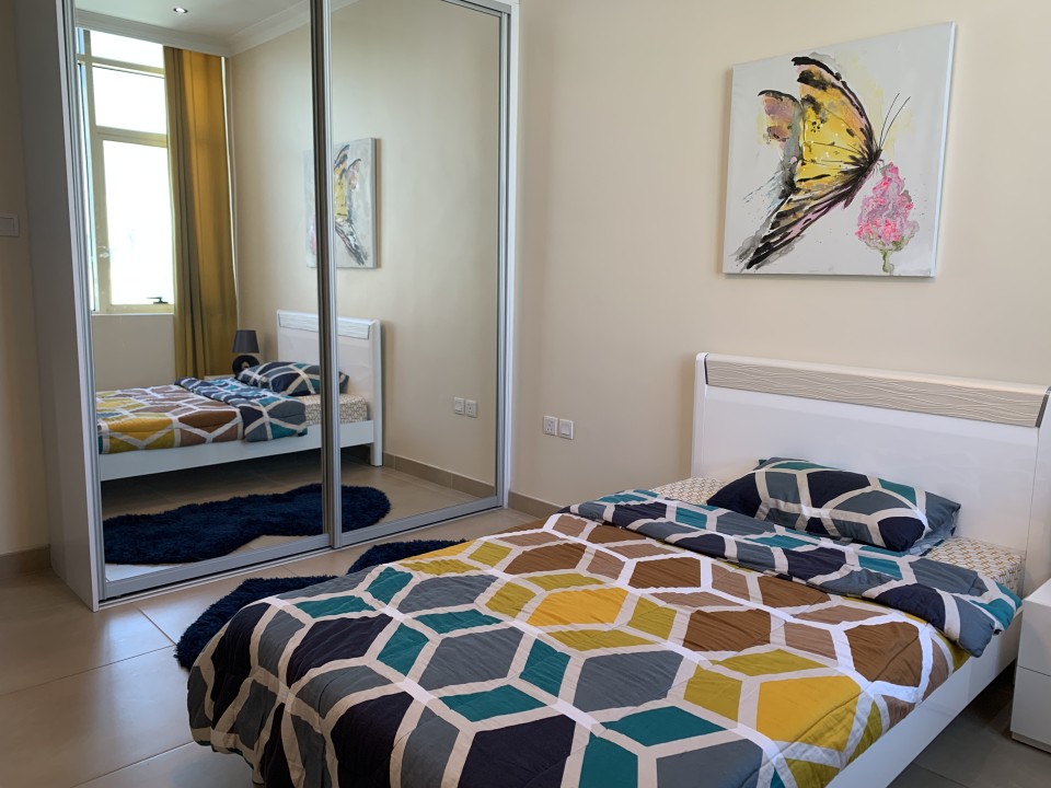 property 7920 image 7