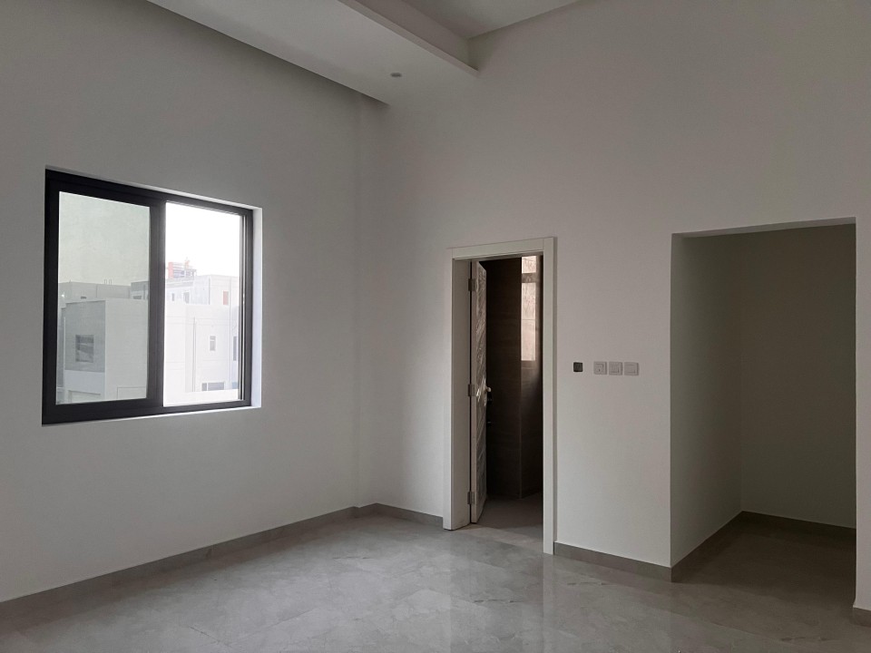 Villa for Sale in Buqwa Image #8405 4