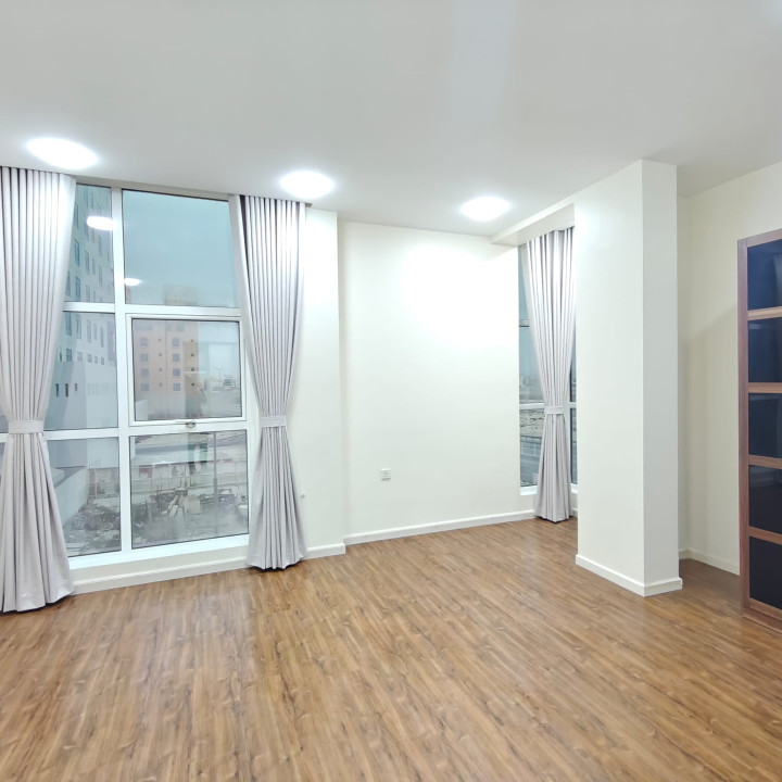 صورة شقة للإيجار في الجنبية #9957 1