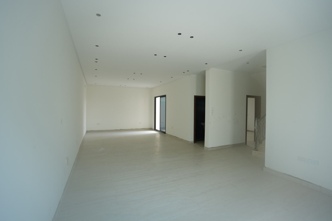 Villa for Sale in Hamalah Image #12594 5