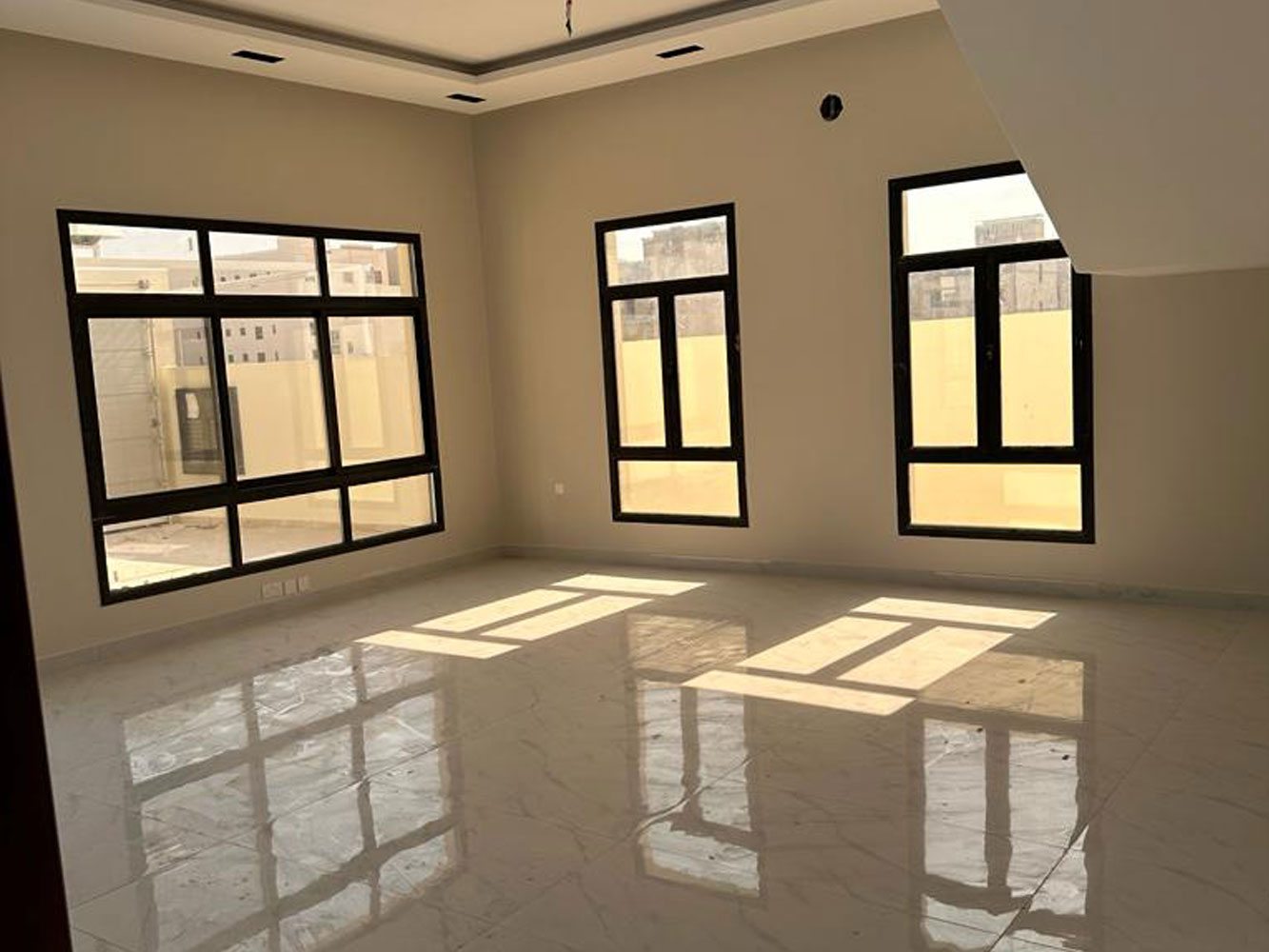 property 1568 image 3